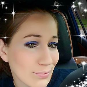 Meet your Posher, Monalisa